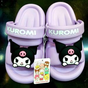 Brand New Sanrio Kuromi Sandals Slippers Size: 7 US